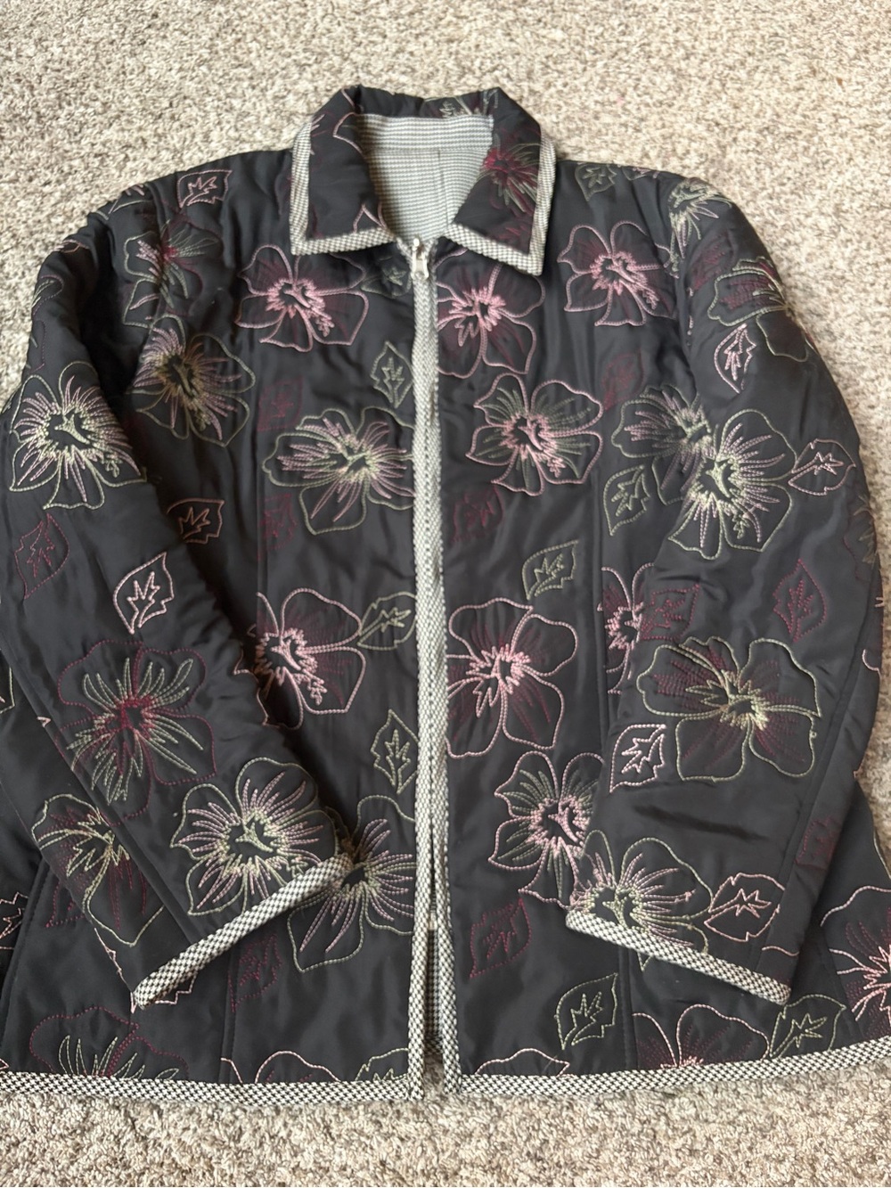 Harvé Benard Womens Reversible Black Floral Quilted Jacket